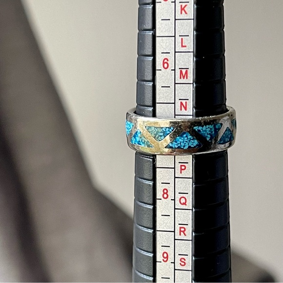 Turquoise Chip Inlay Silver Tone Ring Size 7 - Picture 4 of 10